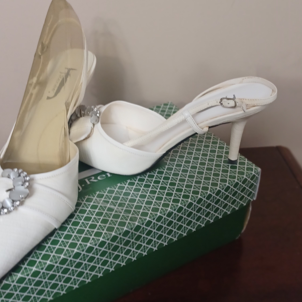 J.Renee White Heeled Mules with Pointed Toe